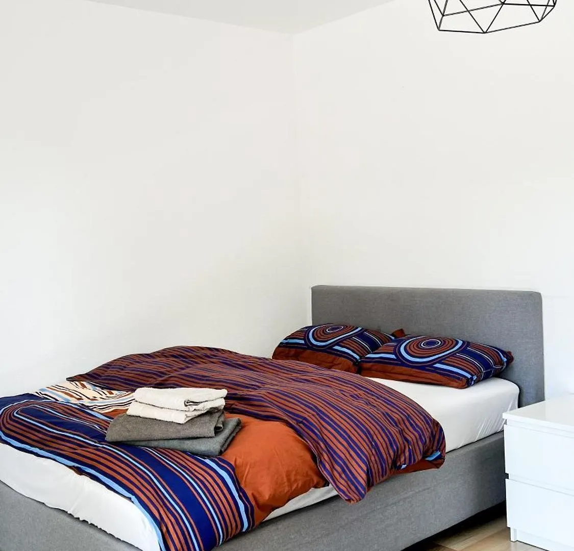 2 Zkb Apartment In Mannheim Kueche - Parken - Grosser Tv